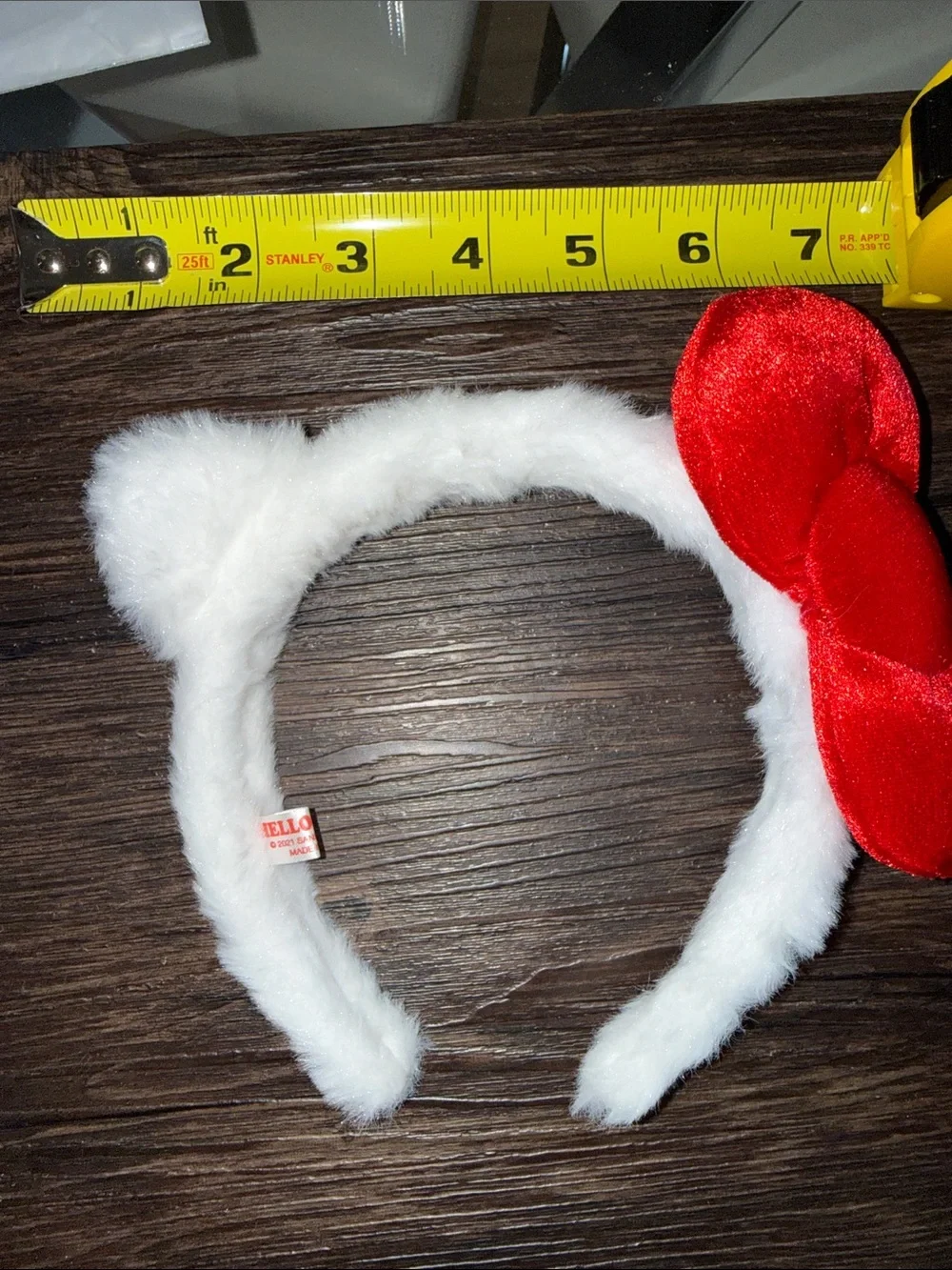 NWOT! SANRIO HELLO KITTY White Fuzzy Headband with Red Bow